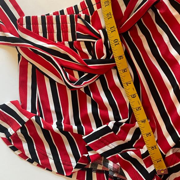 Express NEW High Waisted Striped Ruffle Shorts Womens Small Red Black White NWT - Picture 9 of 10